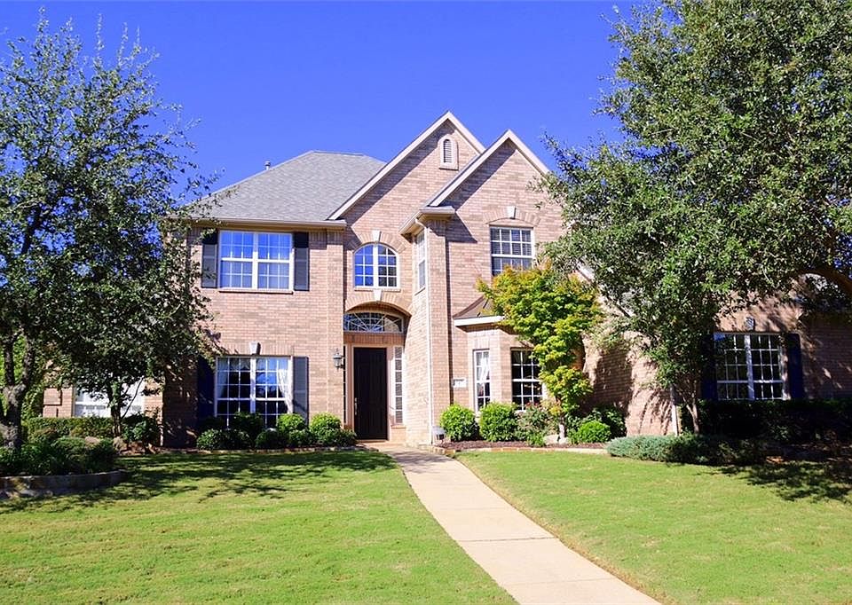 1st image of 2717 Beverly Dr