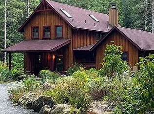 20648 E Lolo Pass Rd, Rhododendron, OR 97049