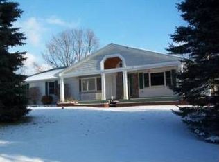 6308 Green Rd, Haslett, MI 48840