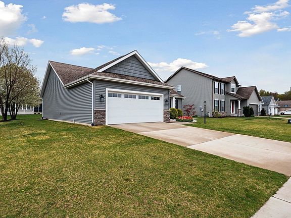 410 Champery Dr. Osceola