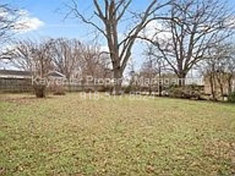 537 S Marion Ave — Photo 29