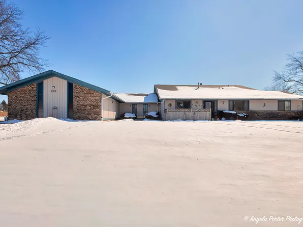 4915 W Oakwood Dr, McHenry, IL 60050