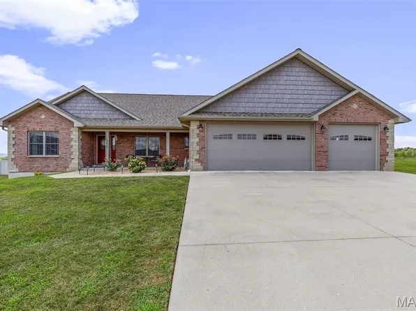 1223 Stono Mountain Dr, Farmington, MO 63640