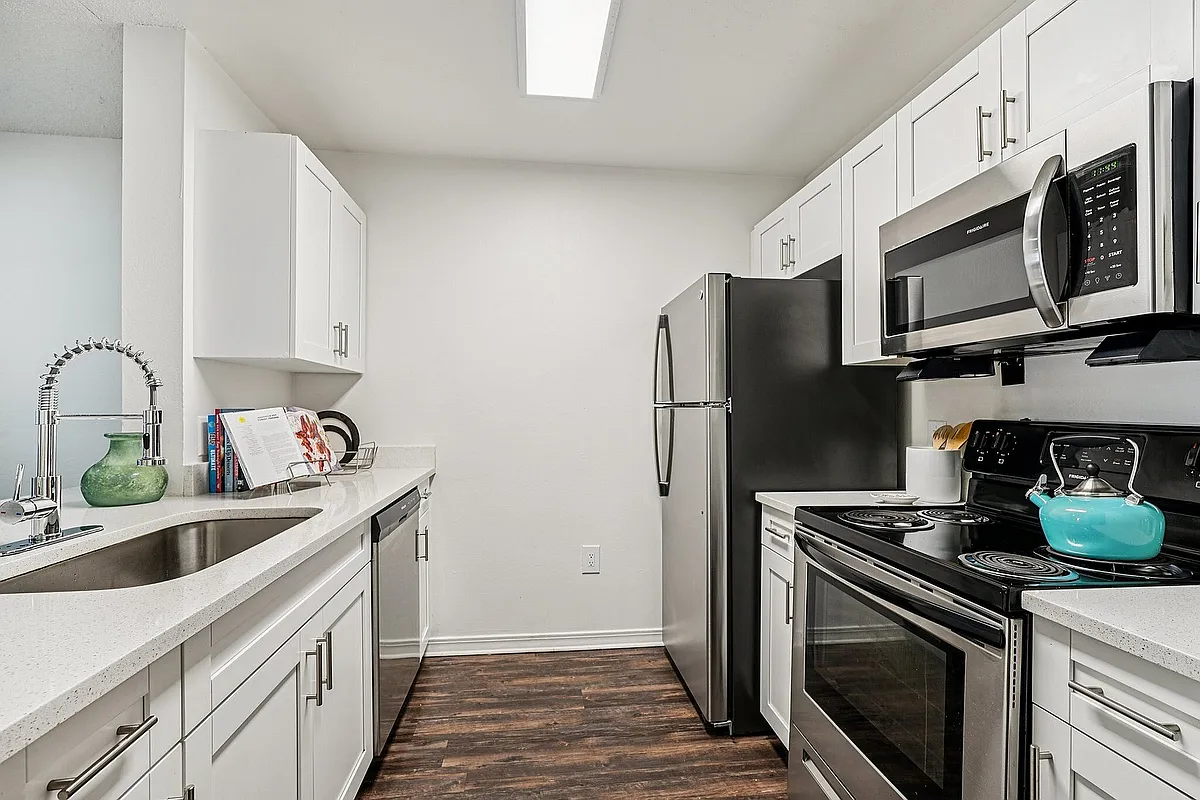 12-web-or-mls-SW 27th St-S1212-012 - Lexington Crossing