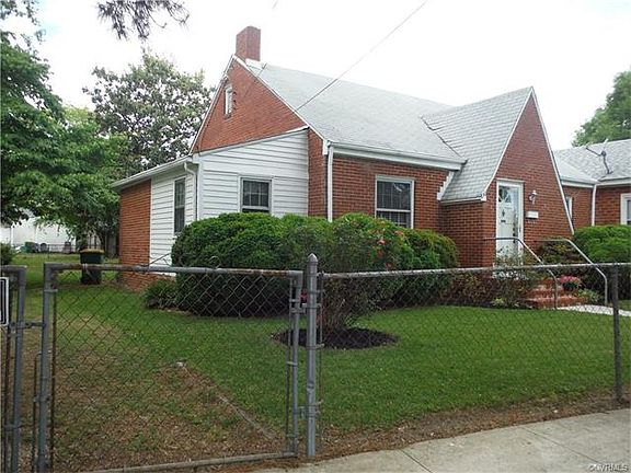 3rd image of 130 S 11th Ave