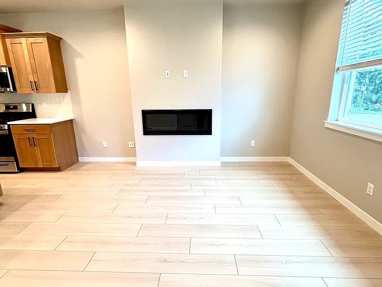 Living area with electric fireplace