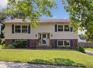 1287 Clover Crest Ave NW, Grand Rapids, MI 49504