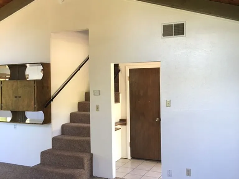 1445 San Francisco St — Photo 4