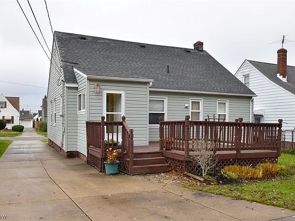 2nd image of 13712 Maple Leaf Dr