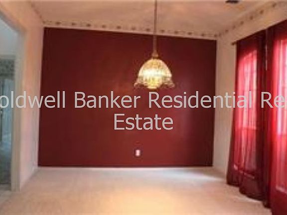 2nd image of 530 Gingerbread Ln