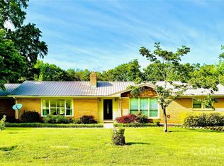 126 Wright Cir, Cherryville, NC 28021