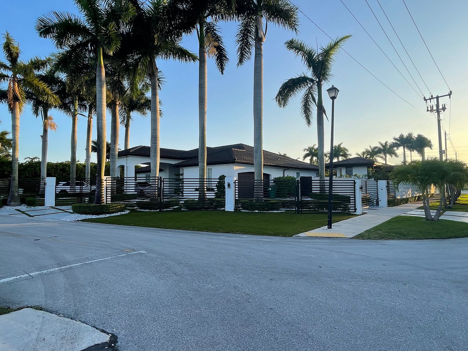 190 NW 122nd Ct, Miami, FL 33182 Zillow