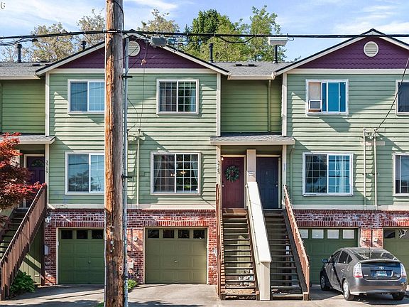 2nd image of 3723 SE Gladstone St