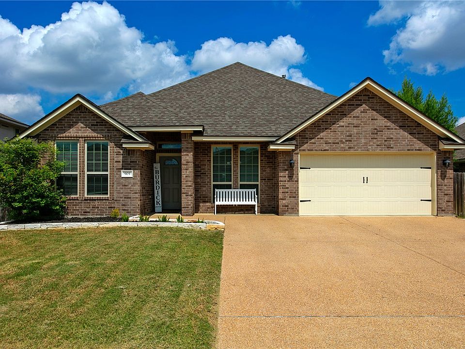 1st image of 905 Dove Chase Ln