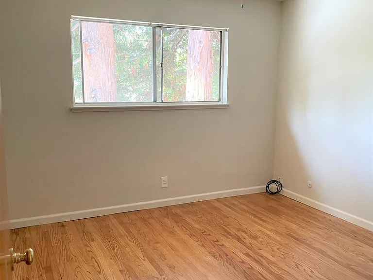 422 S Bernardo Ave — Photo 10