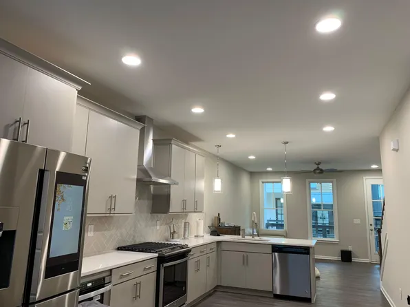 756 Dunlop Way, Atlanta, GA 30312