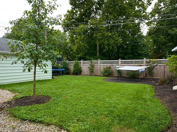 5th image of 3021 Woodbine Pl