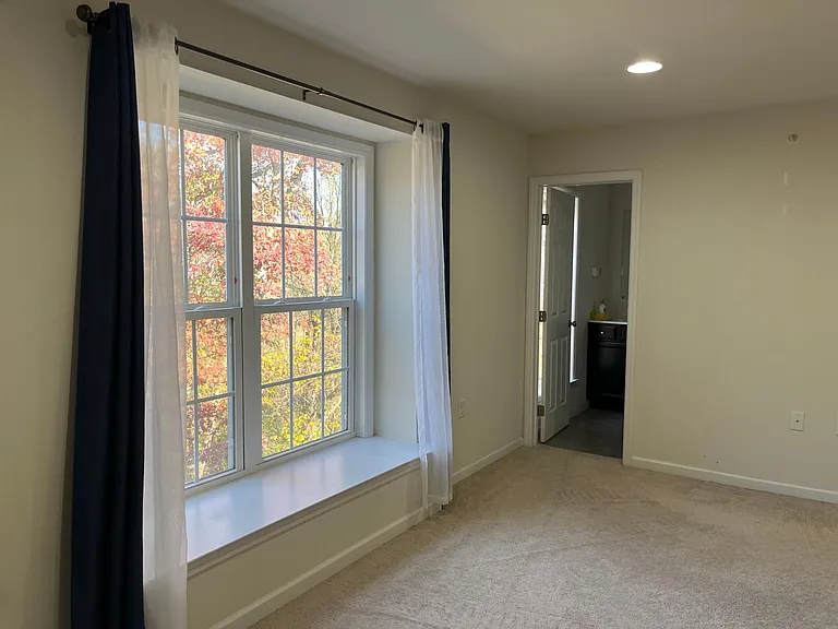 532 Rayburn Ct — Photo 9