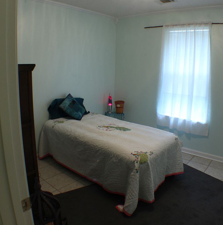 Bedroom/Office