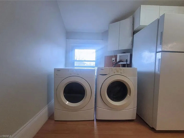65 East Ave #UPPER — Photo 9