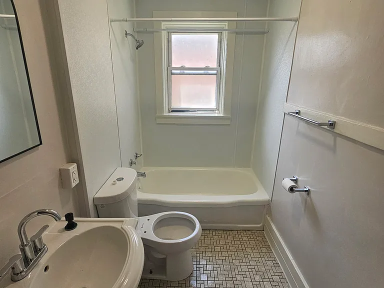 25 Broezel St #101 — Photo 18
