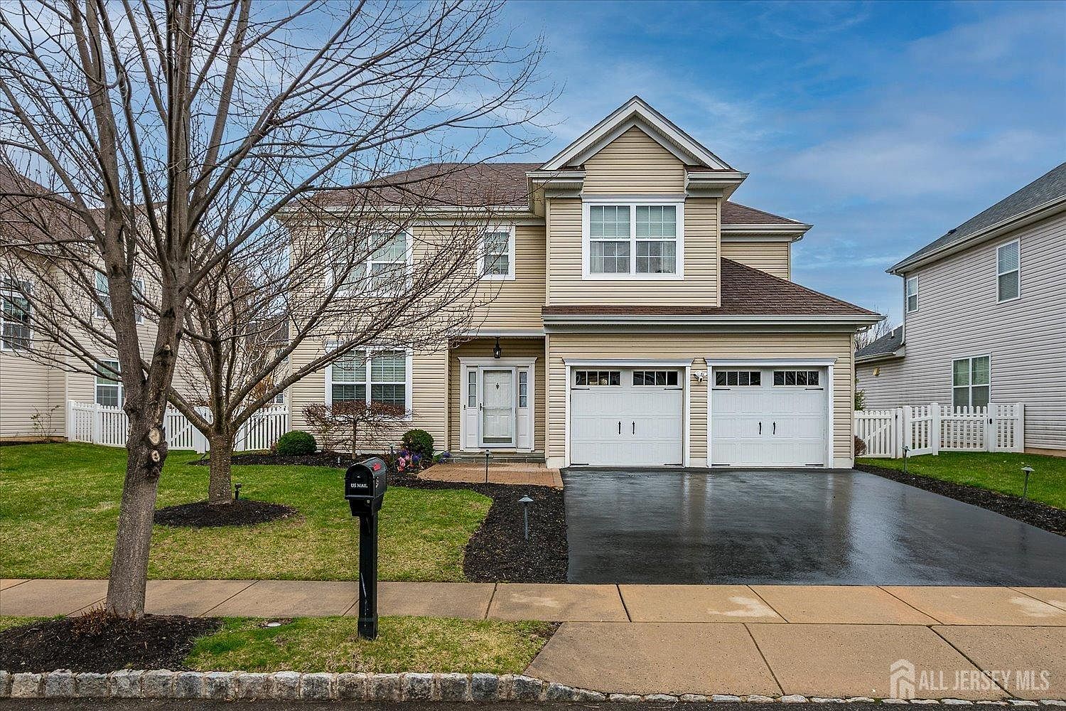 25 Dahlia Ct, Piscataway, NJ 08854 | Zillow