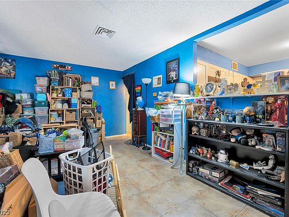 5th image of 3942 Torsby Pl
