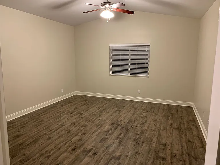 1520 Independence Way #1 — Photo 4