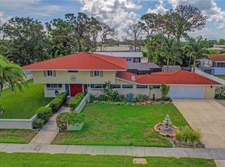 625 Casabella Dr, Bradenton, FL 34209