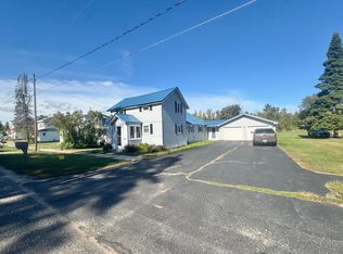 615 Duncan Ave, Cheboygan, MI 49721