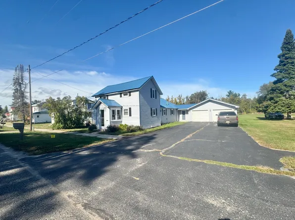 615 Duncan Ave, Cheboygan, MI 49721
