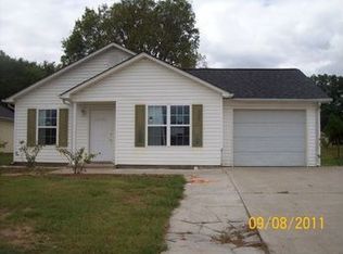 3220 Freedom Ln, Dalton, GA 30721