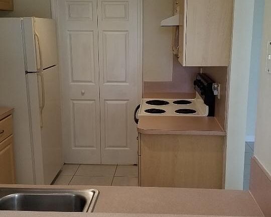 4th image of 6400 NW 114th Ave APT 1128