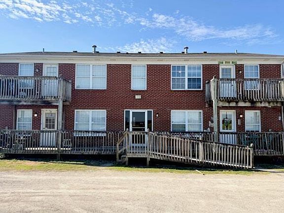 2nd image of 430 Joy Ave