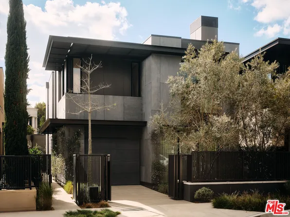 8910 Rosewood Ave, West Hollywood, CA 90048