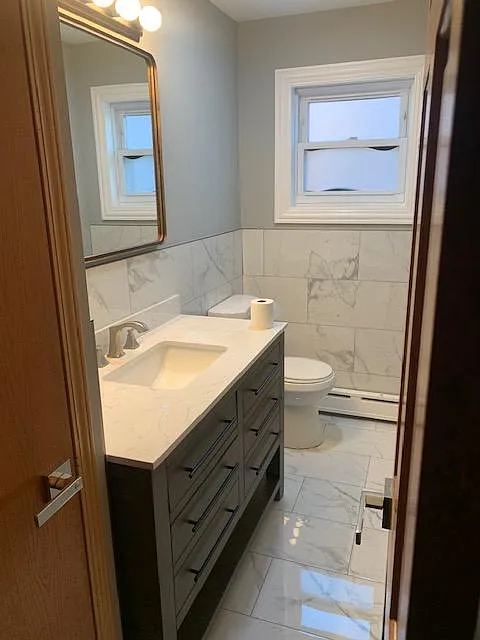 Building Photo - 4646 W 87th St #1