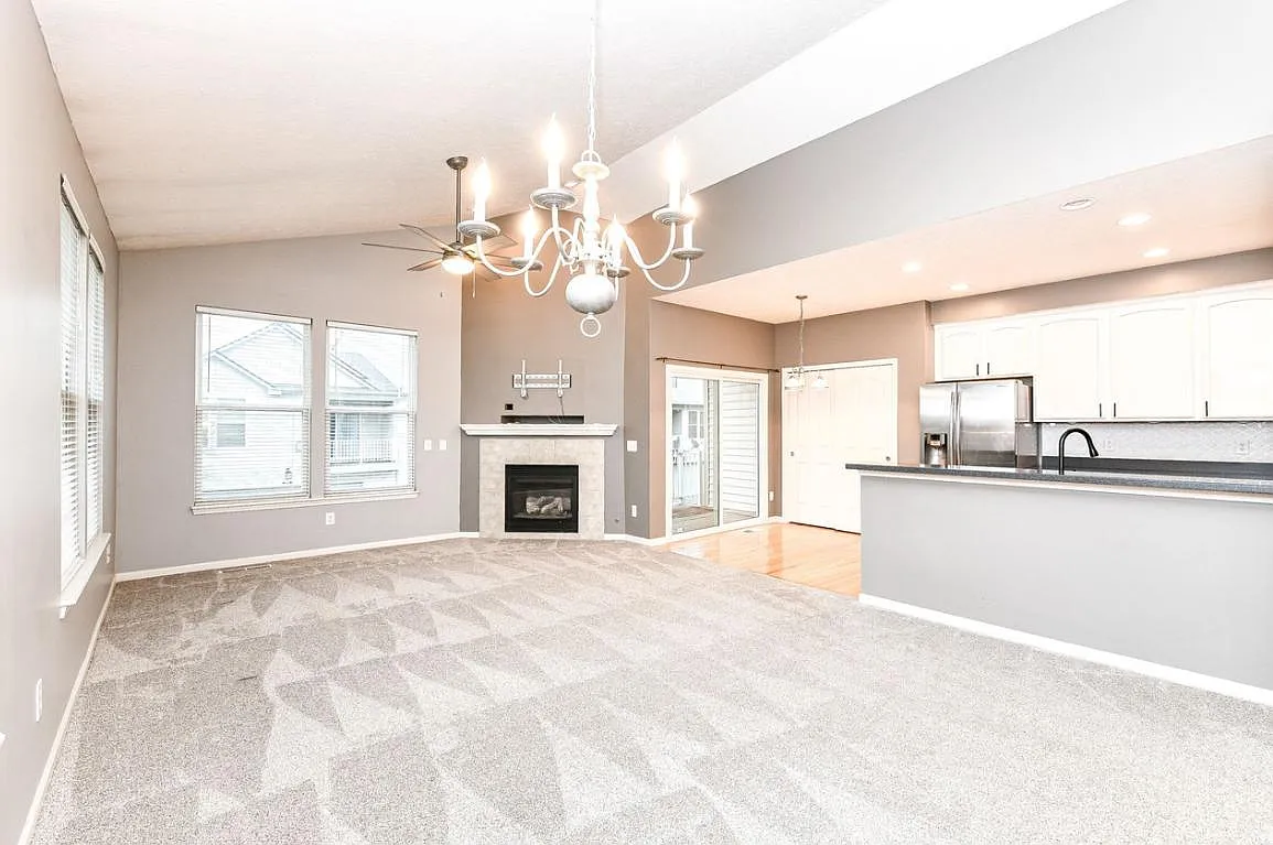 3 bed, 1770 sqft, $2,400 — Photo 3