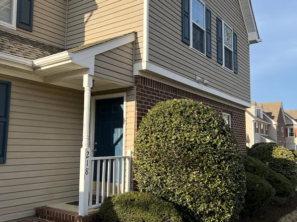 218 Fireweed Ct, Chesapeake, VA 23320