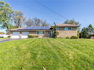 465 Colonial Dr, Monroeville, PA