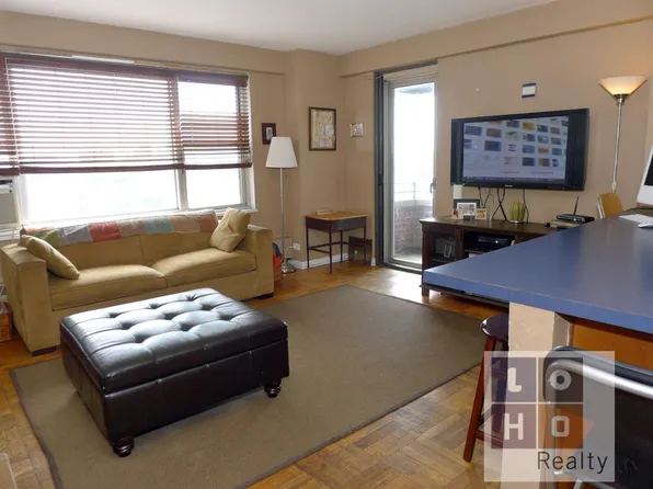 457 Fdr Drive image 1 of 5