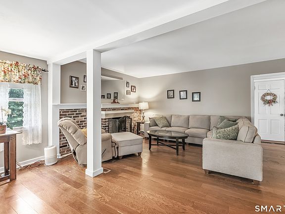 4th image of 205 Cottage Street