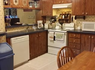 1884 Spout Spring Rd, Fordland, MO 65652
