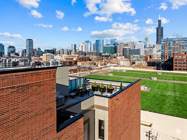 323 S Racine Ave #Phd, Chicago, IL 60607