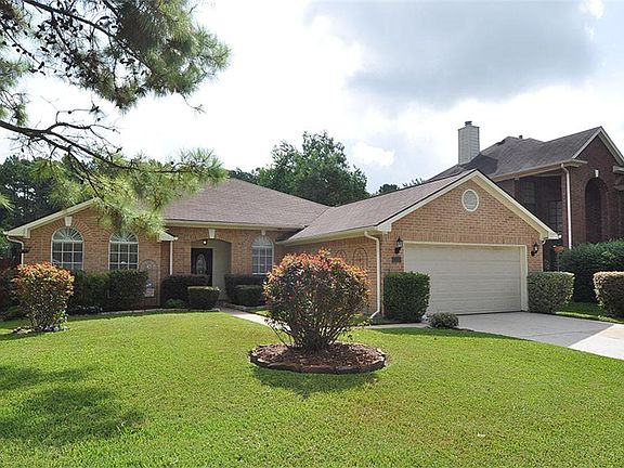 2nd image of 2735 Blue Jay Cir