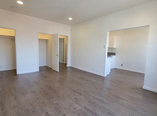 969 W 43rd St #8, Los Angeles, CA 90037