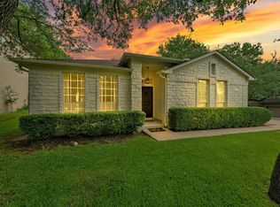 208 Sailors Run, Lakeway, TX 78734