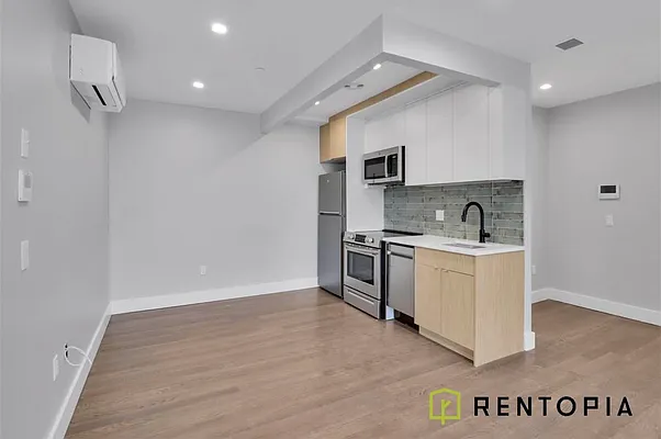 Rented by Rentopia | media 10