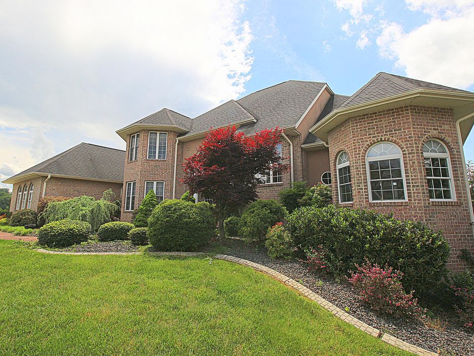 105 Tara Ct, Daleville, VA 24083 Zillow