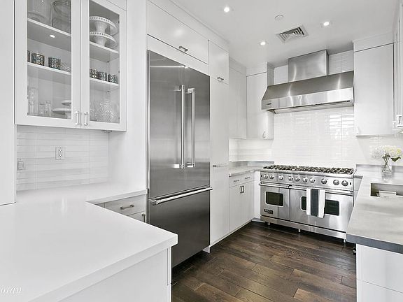 4th image of 40 W 17th St APT 8B