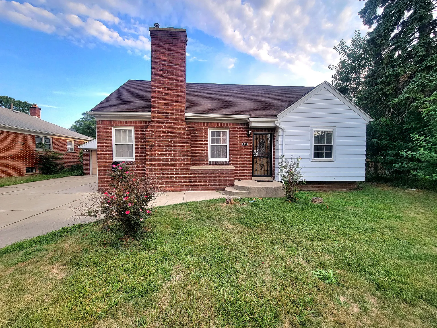 3 bed, 1.5 bath, 1200 sqft, $1,550 — Photo 3